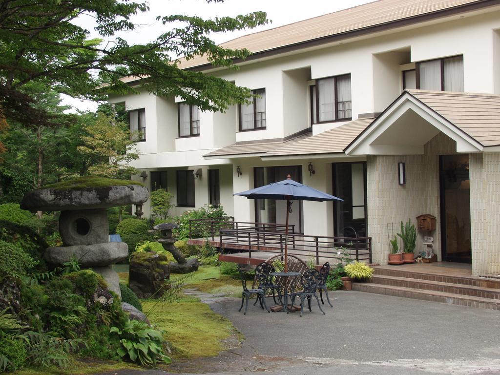 Hôtel Teiensaryo Yamanakako Extérieur photo